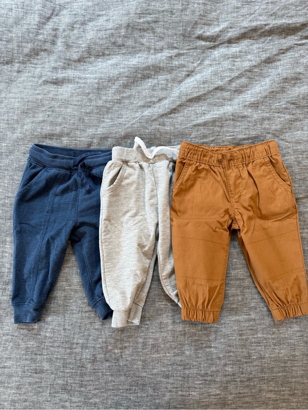 Carter’s 12m pants